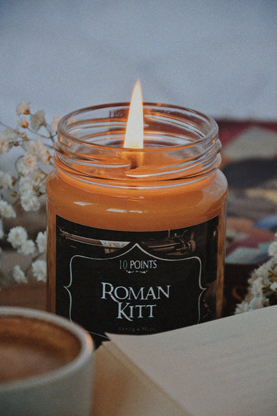 ROMAN KITT -  Soy Candle - Scent: Vanilla + Musk