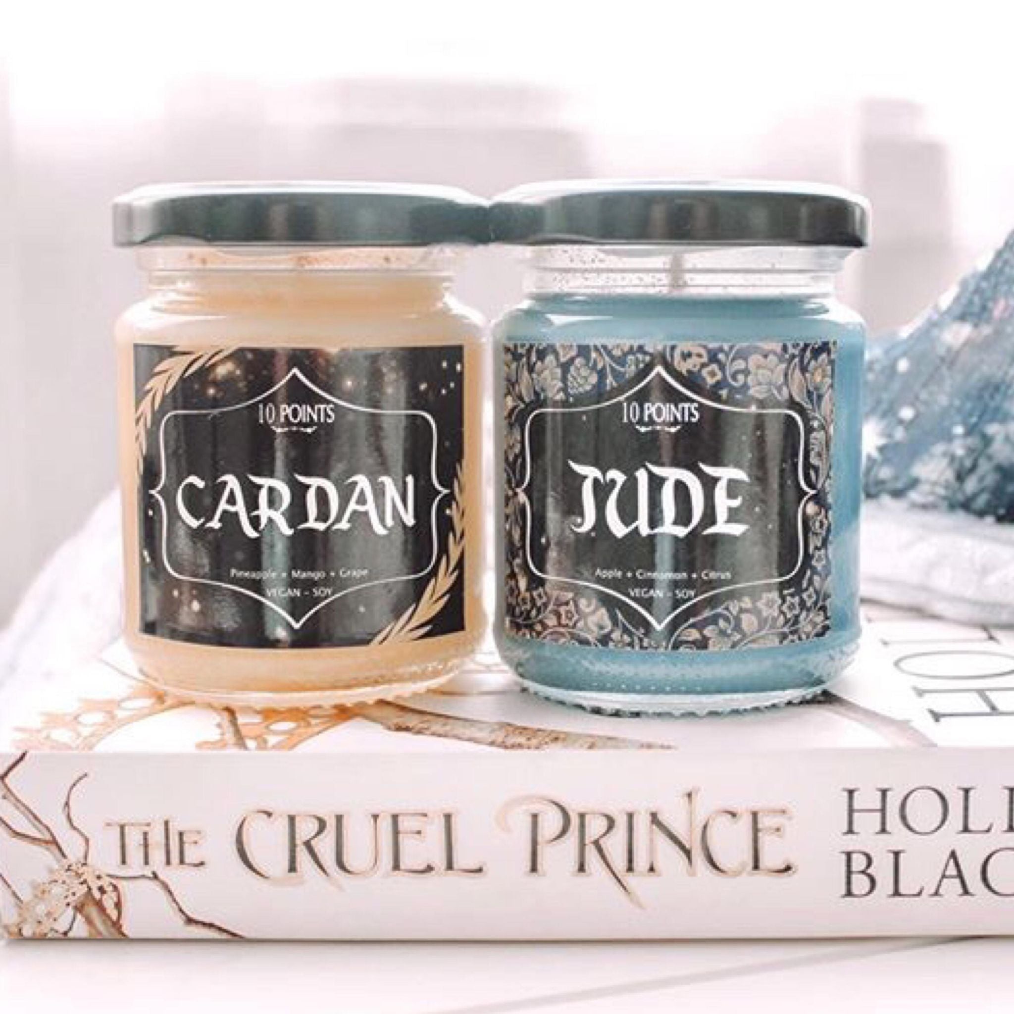 Jude - Book Inspired Soy Candle Scent Notes: Apple, Cinnamon & Citrus