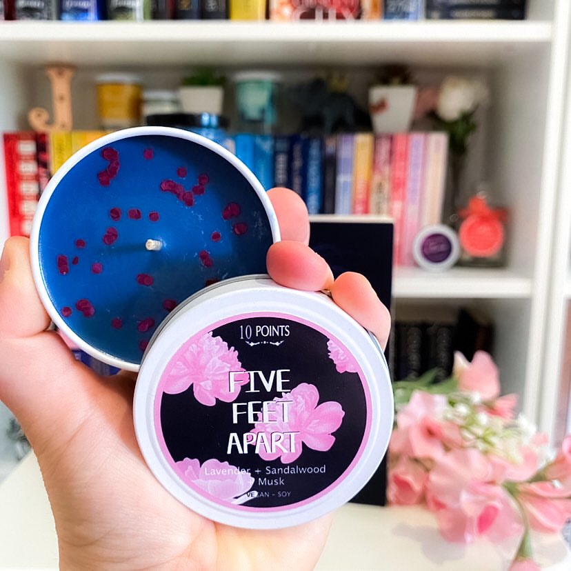 Five Feet Apart - Soy Candle Scent Notes: Lavender, Sandalwood + Musk