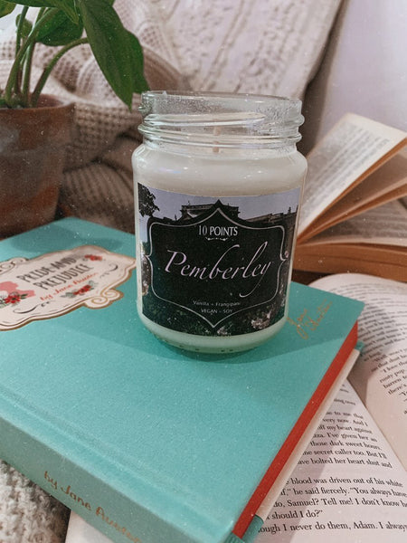 Pemberley - Pride and Prejudice Inspired Soy Candle Scent Notes: Vanilla + Frangipani