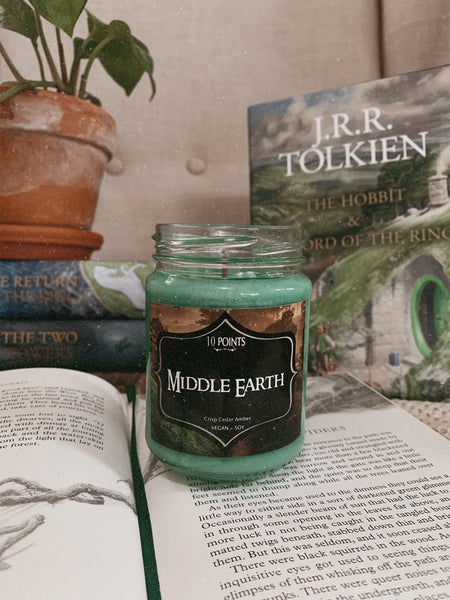 Middle Earth -  LOTR Soy Candle Scent Notes: Crisp Cedar Amber