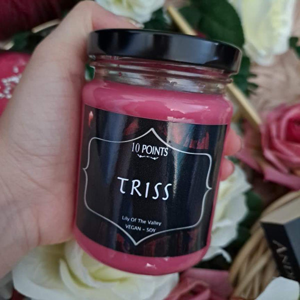 Triss Soy Candle Scent Notes: Lilly of the valley