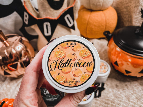 Halloween soy candle Scent Notes: Cinnamon Spice
