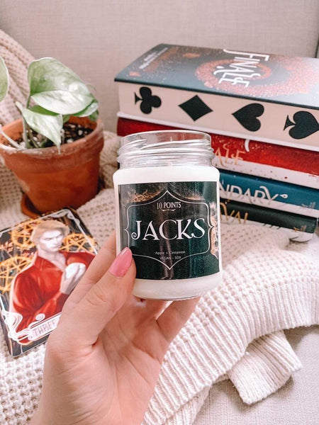 Jacks soy Candle Scent Notes: Apple n cinnamon