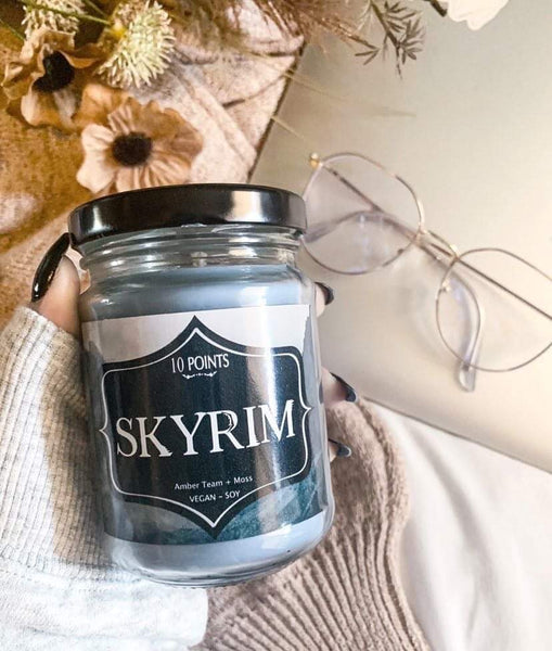 Skyrim Soy Candle Scent Notes: Amber Teak n Moss